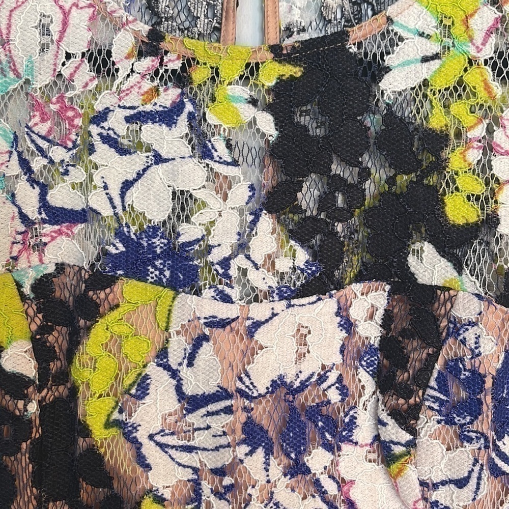 French Connection Acid Blonde Botanical Tripp Lace Dress 💕 - Picture 5 of 8